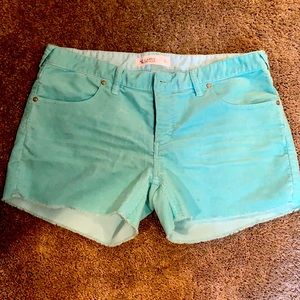 Carve Designs Oahu 4” Short